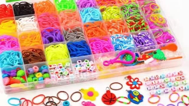 Rainbow's woven rubber band set, opening up the fun experience of DIY handicrafts